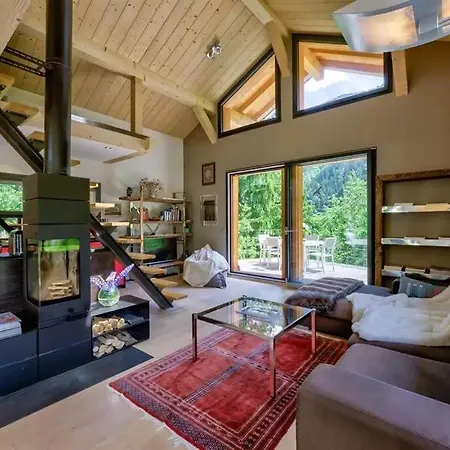 Дом отдыха 4br Spacious Chalet - What'app - 0034-656-619-782 - For Reservations! Шамони